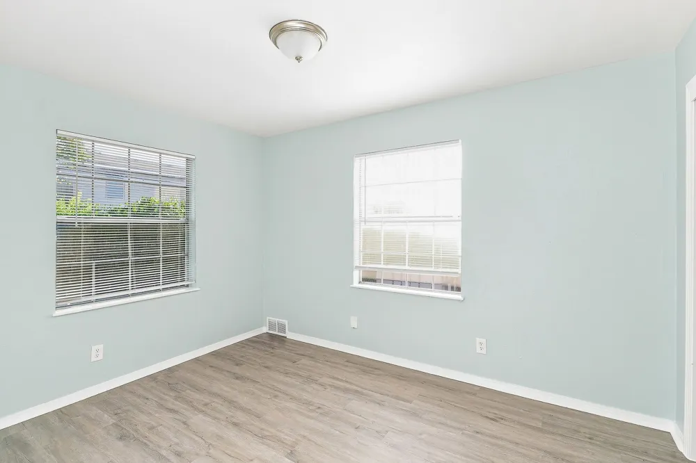 5736 Aton Avenue Westworth Village, TX 76114