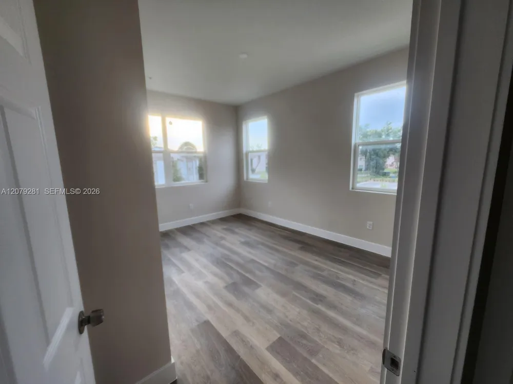 4424 S TEXAS AVE #212 Orlando, FL 32839