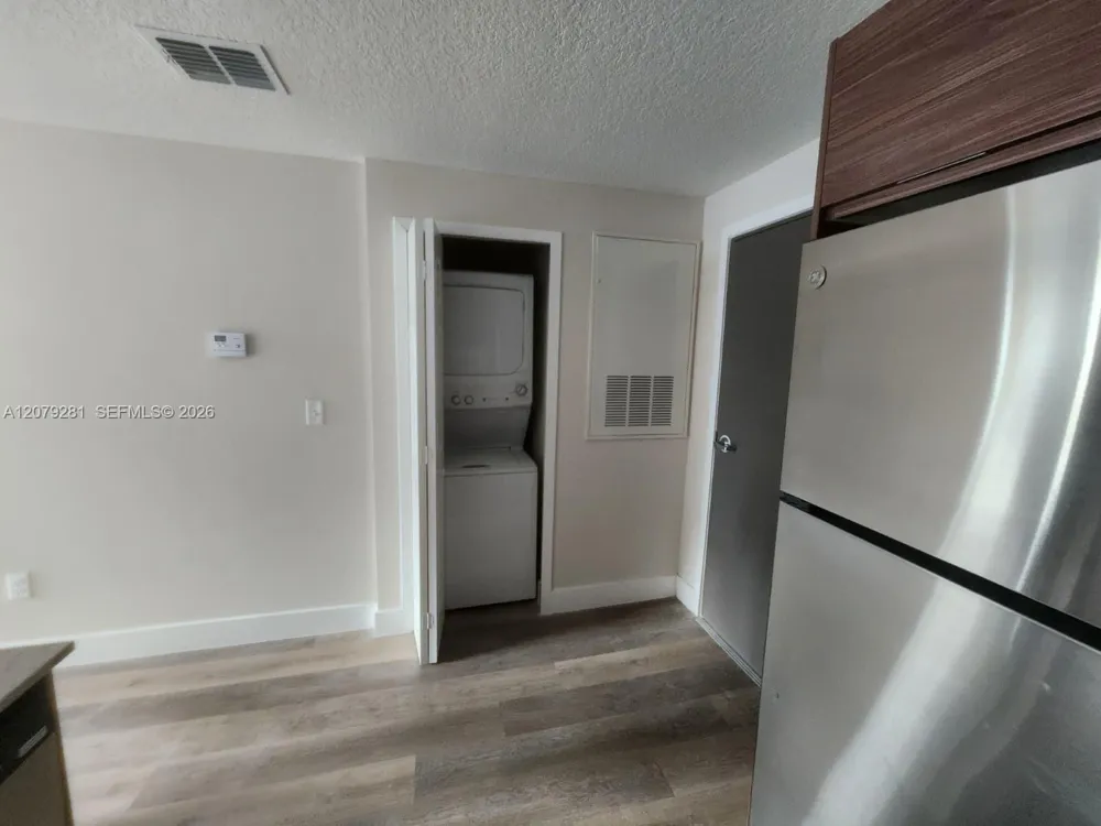 4424 S TEXAS AVE #212 Orlando, FL 32839