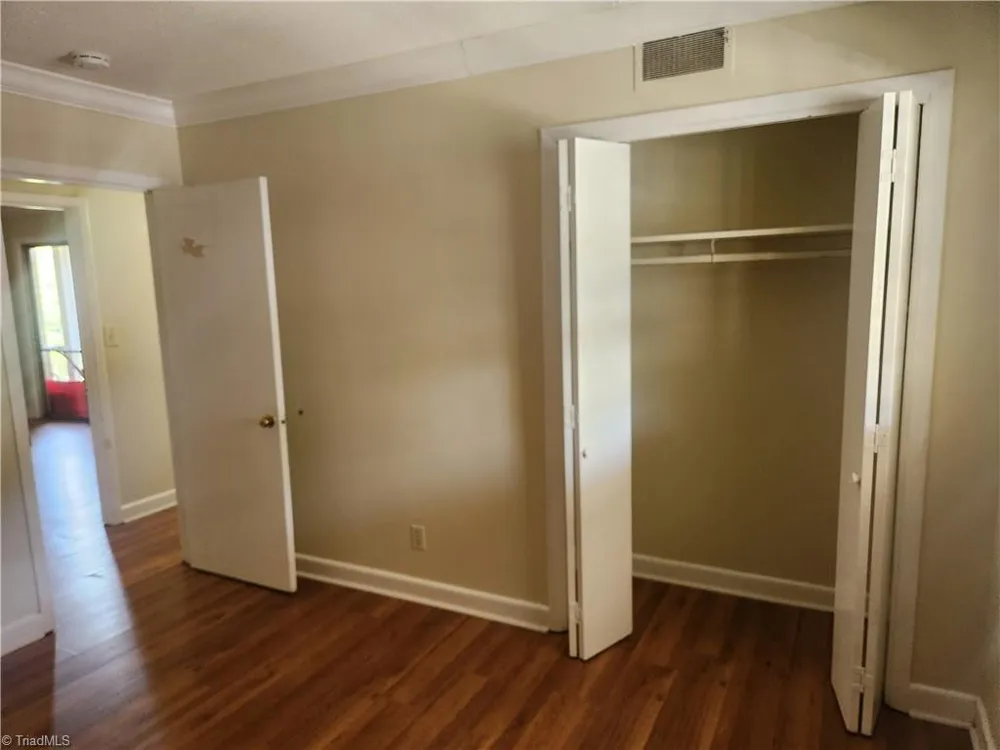 2922 Ramsgate Court Winston-Salem, NC 27106