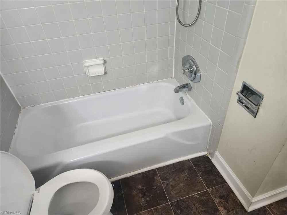 2922 Ramsgate Court Winston-Salem, NC 27106