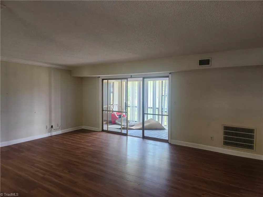2922 Ramsgate Court Winston-Salem, NC 27106