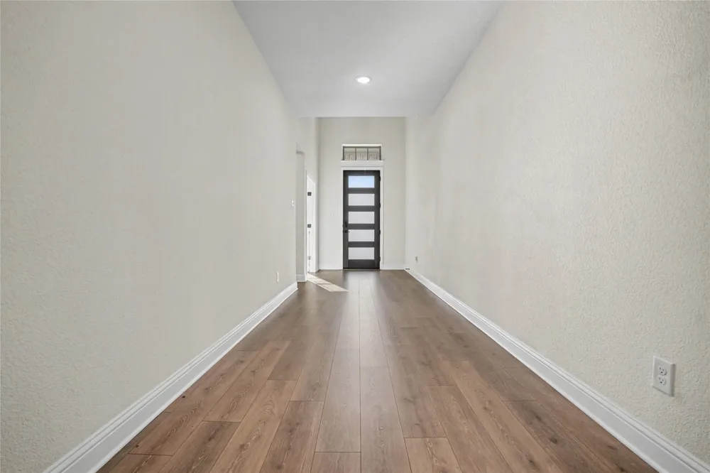 1830 Silver Birch Road Waxahachie, TX 75165