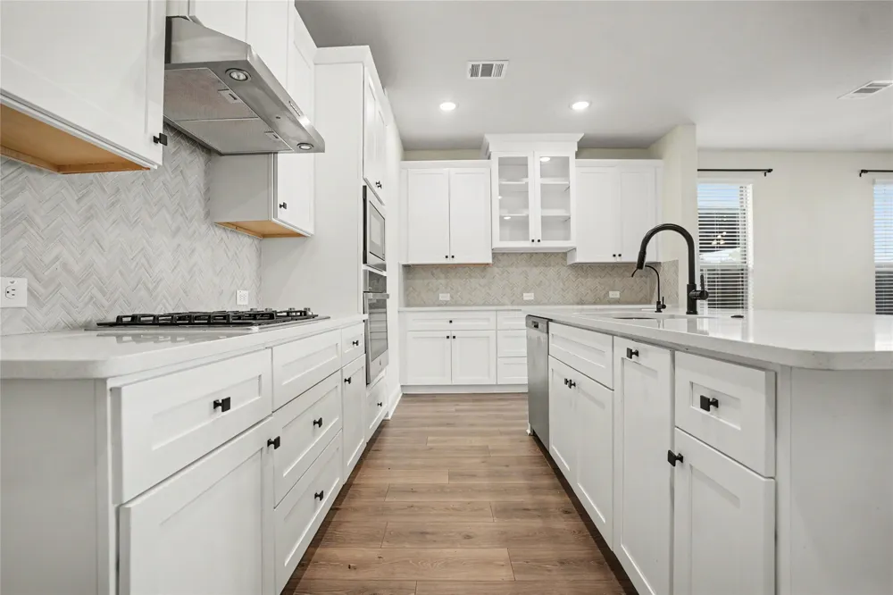 1830 Silver Birch Road Waxahachie, TX 75165