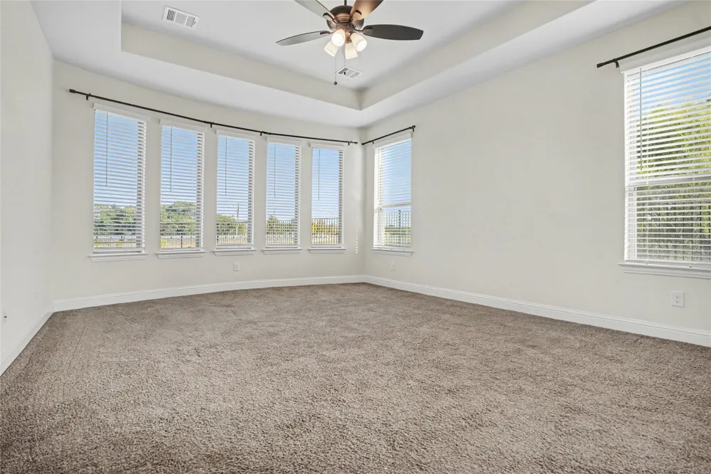 1830 Silver Birch Road Waxahachie, TX 75165