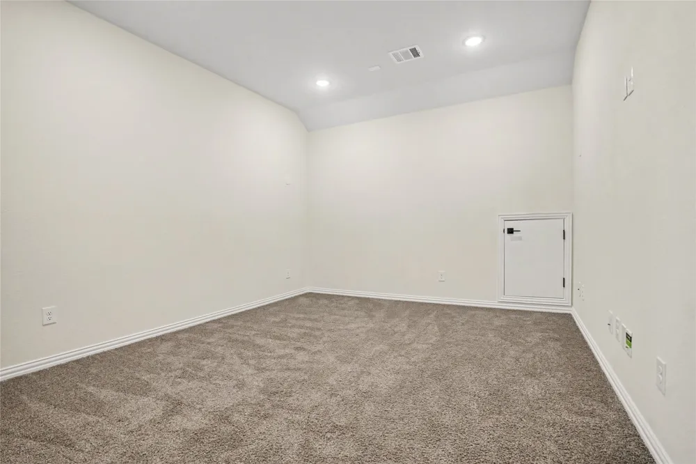 1830 Silver Birch Road Waxahachie, TX 75165