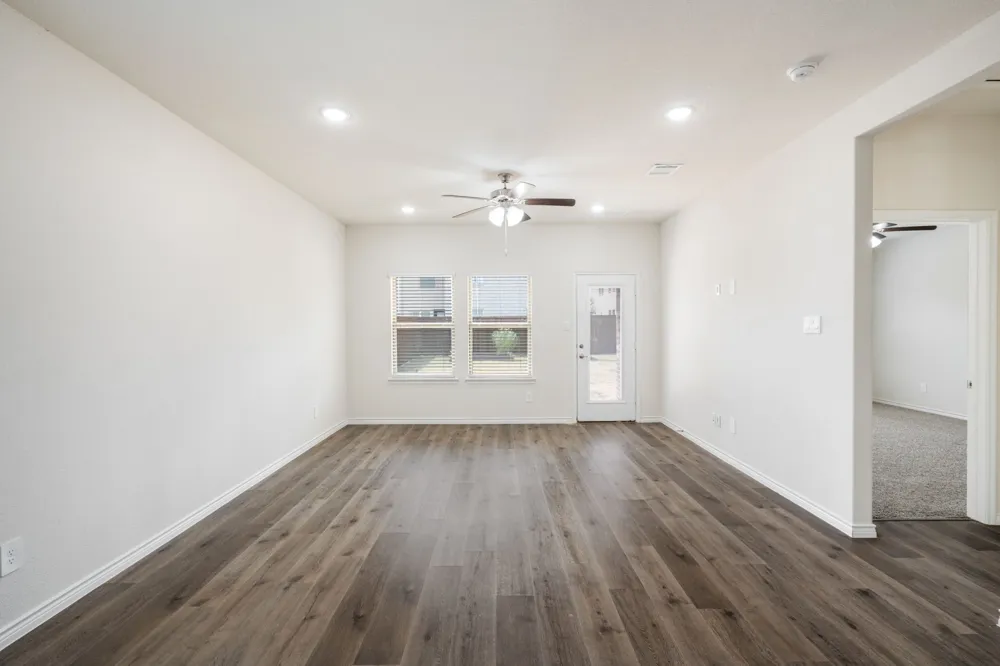 325 Willowmore Drive Little Elm, TX 75068