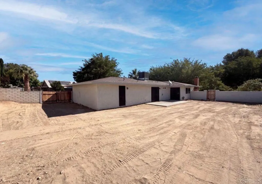 14729 Hartford Ln Helendale, CA 92342