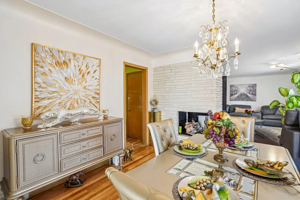 22808 Greenview Road Southfield, MI 48075
