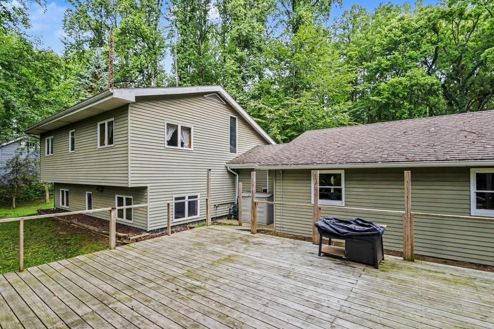 5820 Windy Acres Lane Berrien Springs, MI 49103