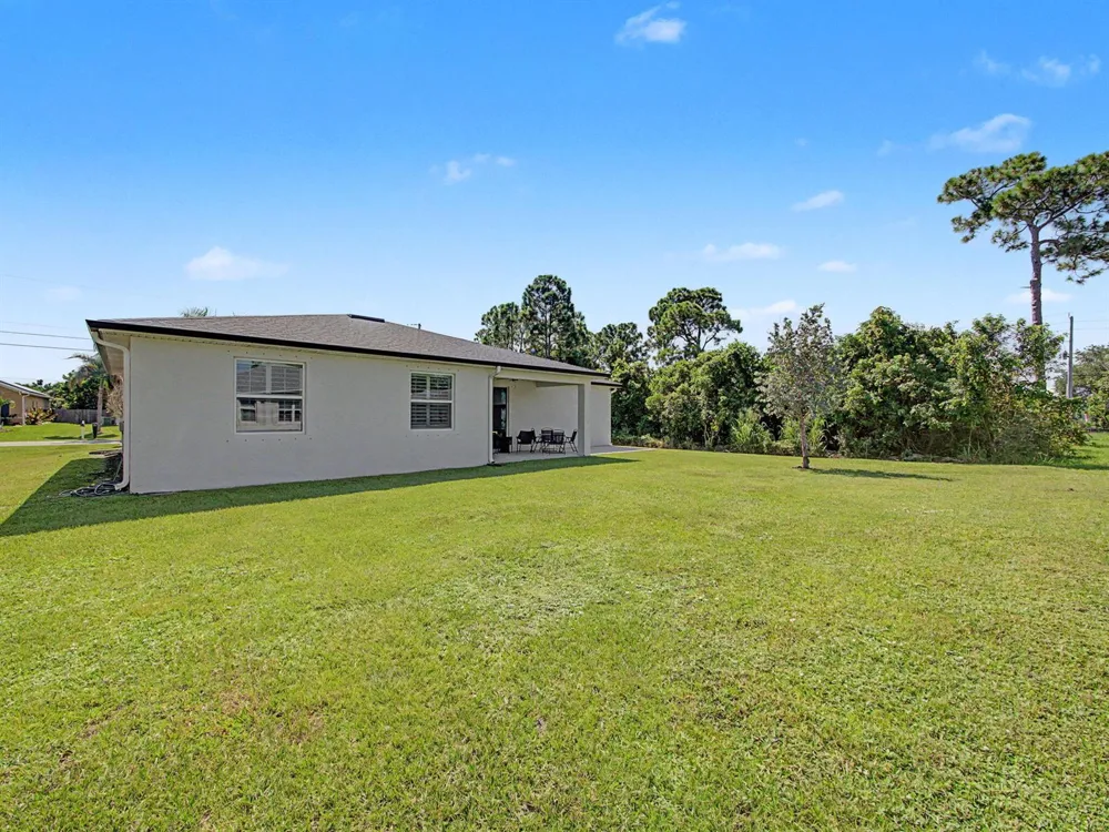 3182 SW Fambrough Street Port St. Lucie, FL 34953