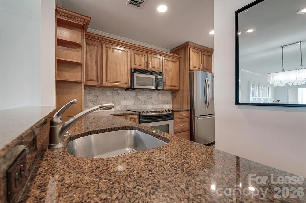 646 Portside Drive Davidson, NC 28036