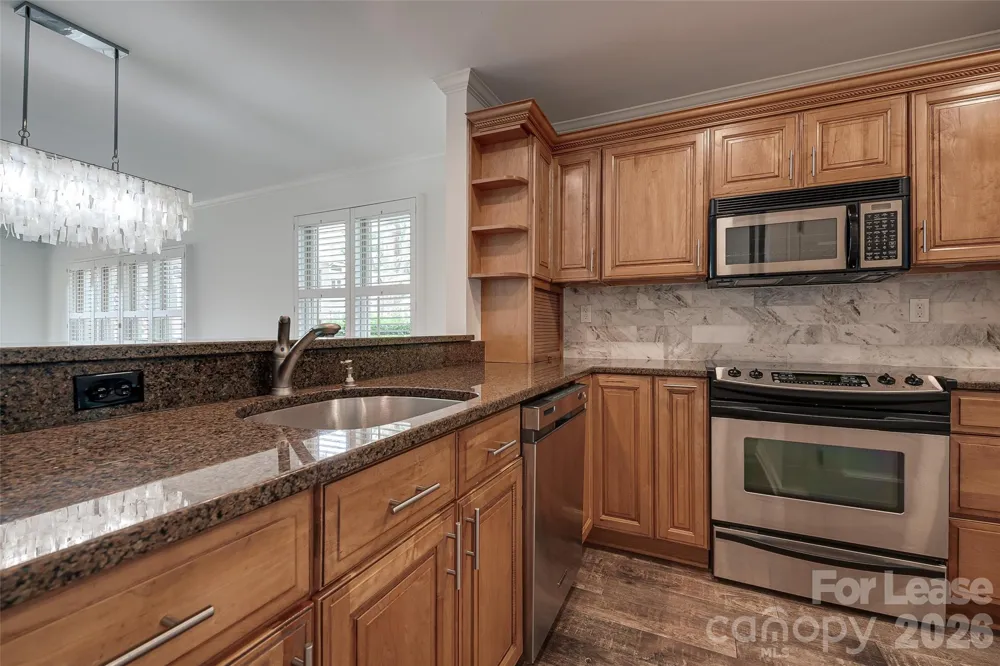 646 Portside Drive Davidson, NC 28036