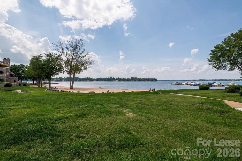 646 Portside Drive Davidson, NC 28036