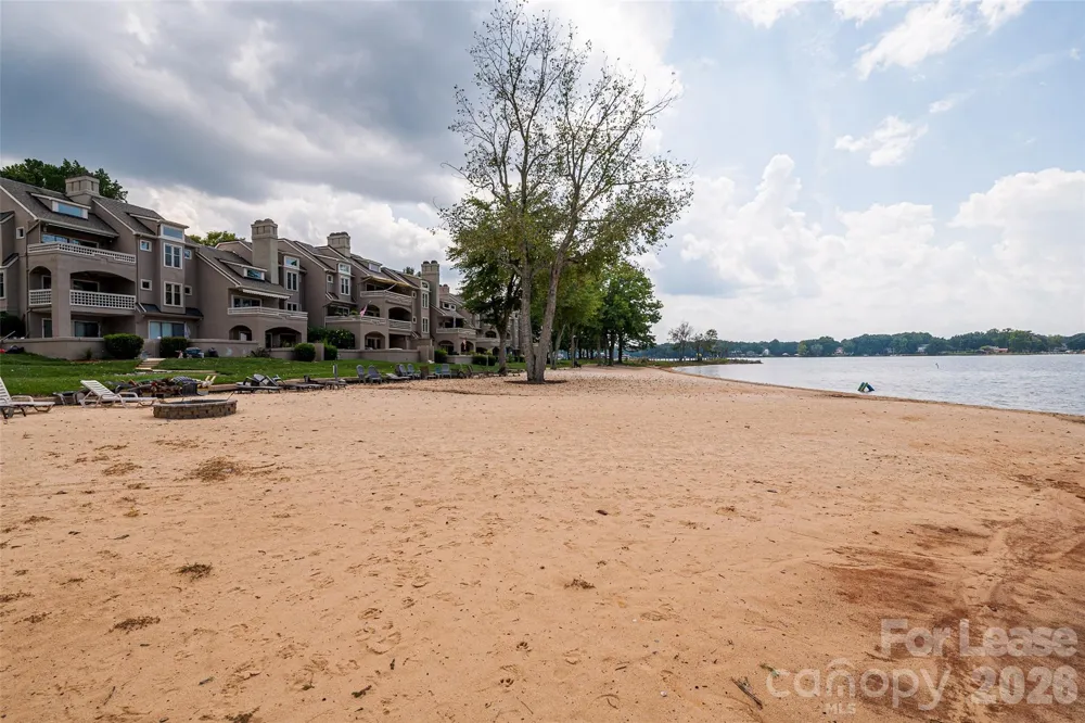 646 Portside Drive Davidson, NC 28036