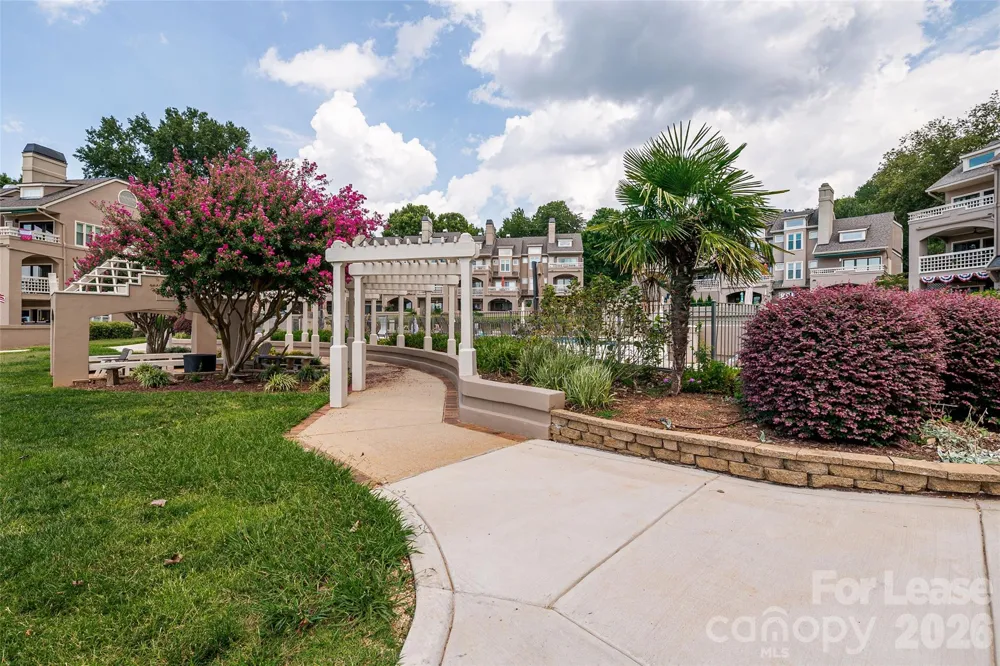 646 Portside Drive Davidson, NC 28036