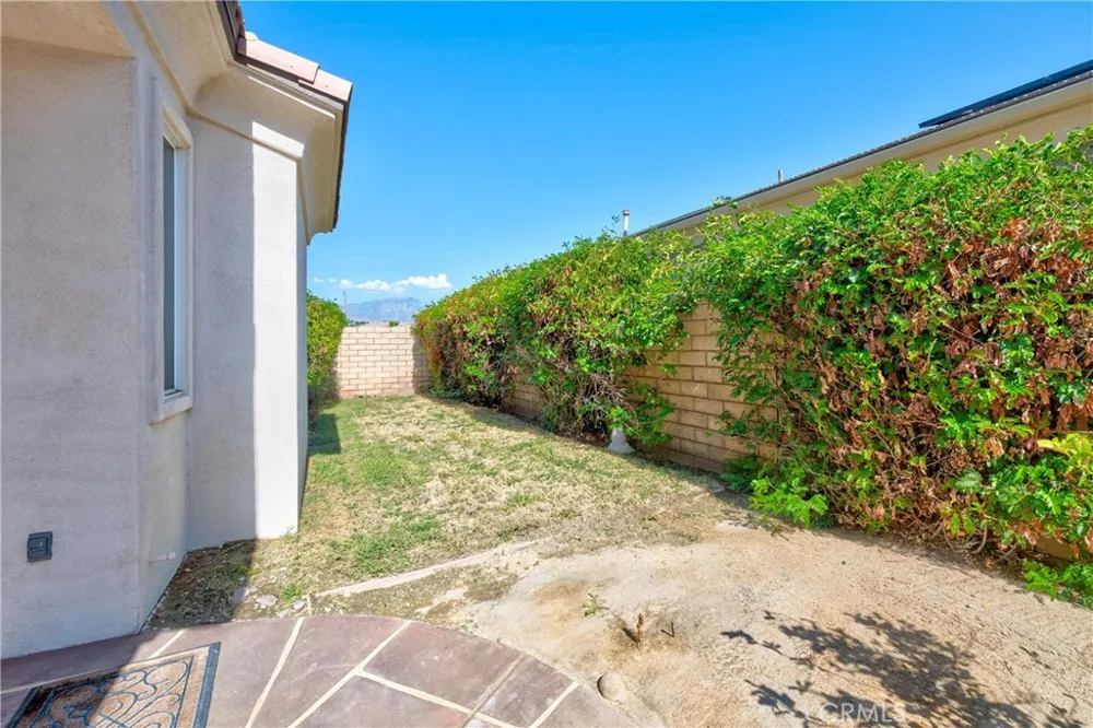 110 Francesca Court Palm Desert, CA 92211