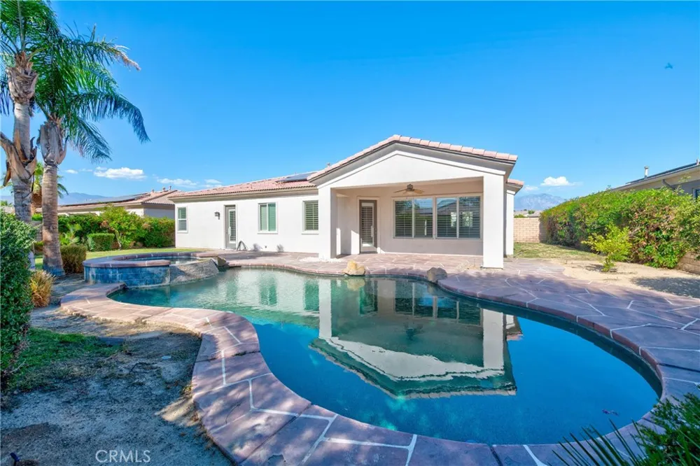 110 Francesca Court Palm Desert, CA 92211