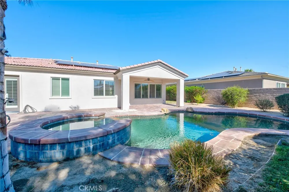 110 Francesca Court Palm Desert, CA 92211