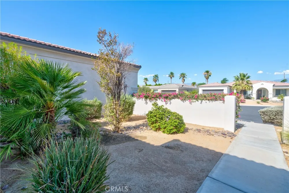110 Francesca Court Palm Desert, CA 92211