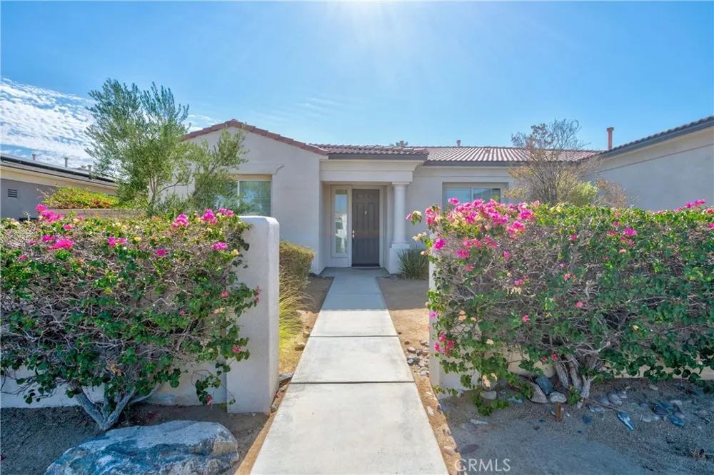 110 Francesca Court Palm Desert, CA 92211