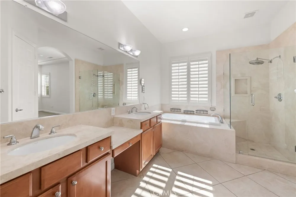 110 Francesca Court Palm Desert, CA 92211