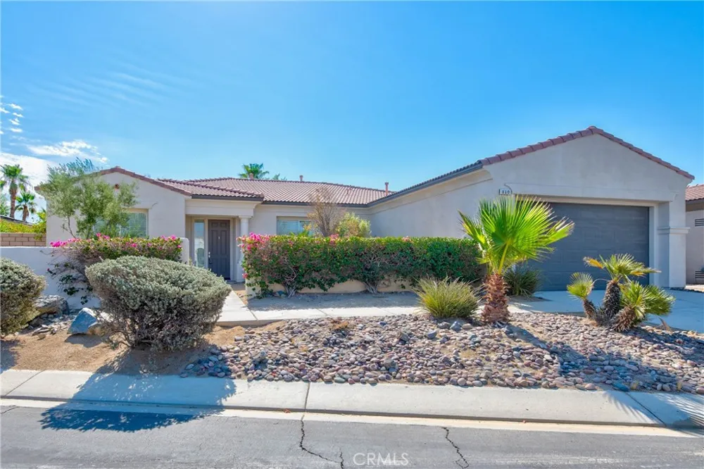 110 Francesca Court Palm Desert, CA 92211