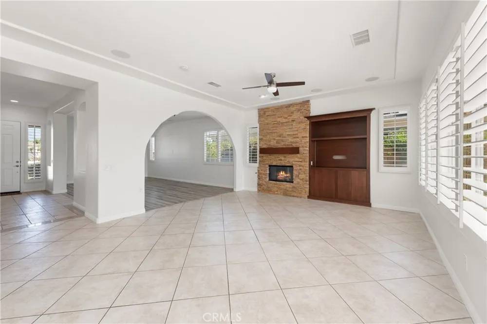110 Francesca Court Palm Desert, CA 92211