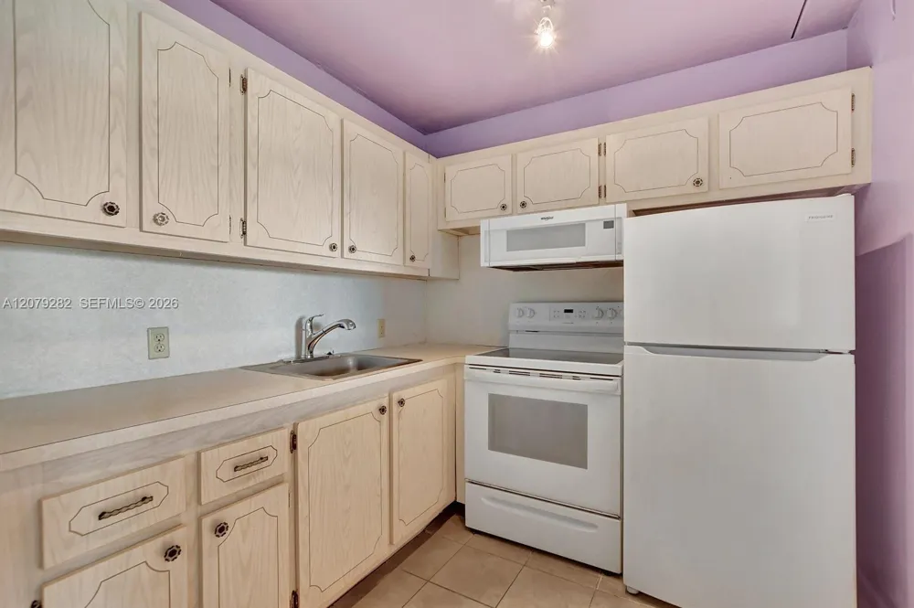 147 Brighton D #D Boca Raton, FL 33434