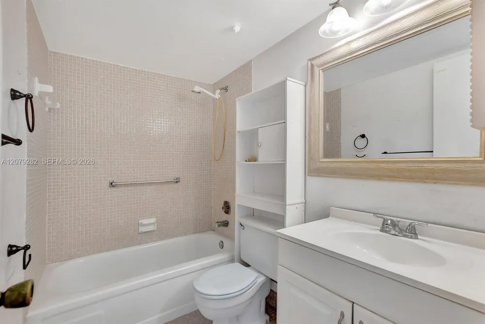 147 Brighton D #D Boca Raton, FL 33434