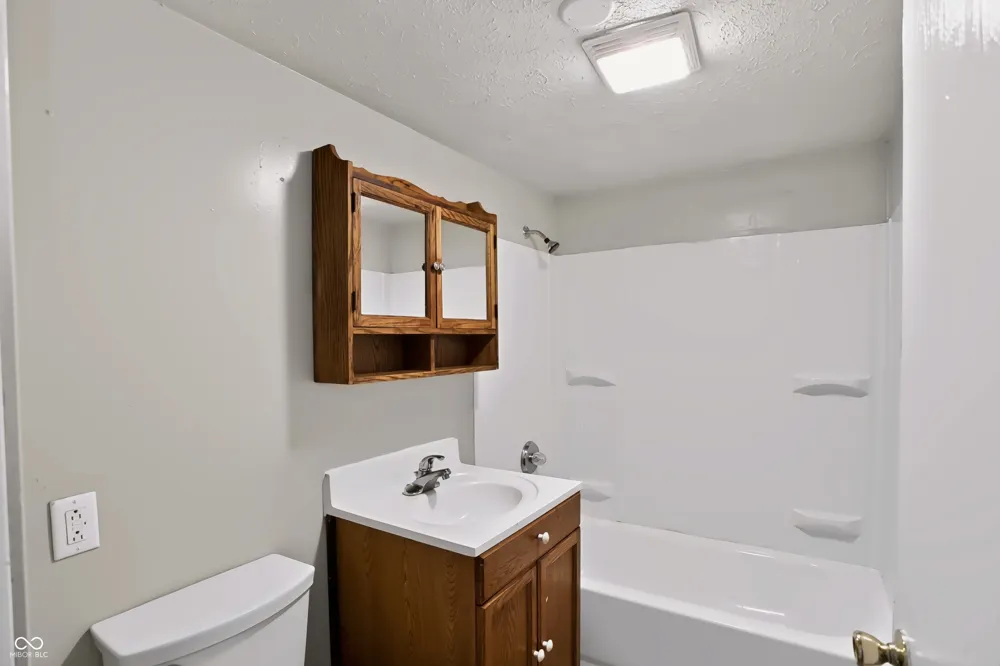 2631 Wade Street Indianapolis, IN 46203