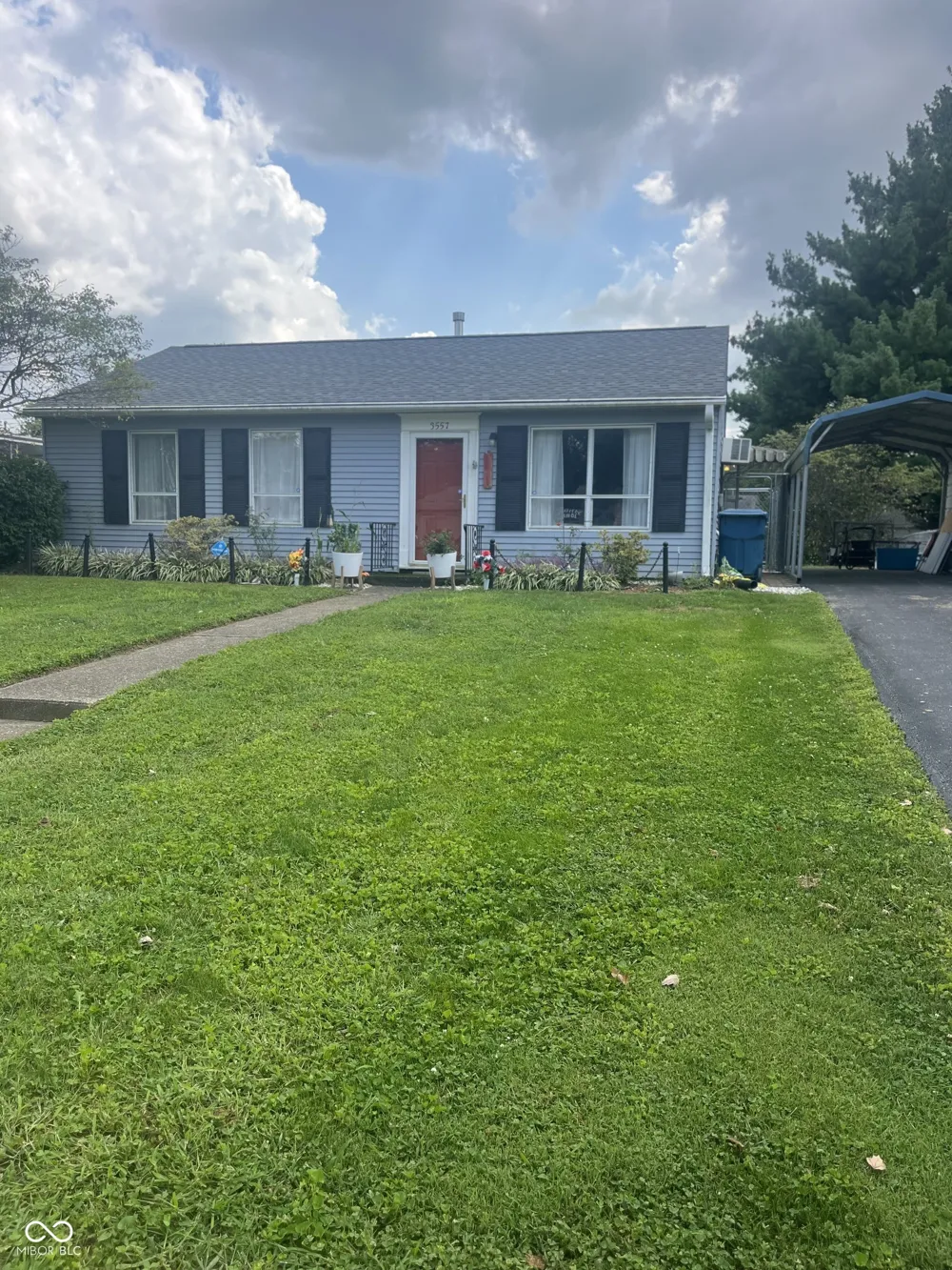 3557 Winings Avenue Indianapolis, IN 46221