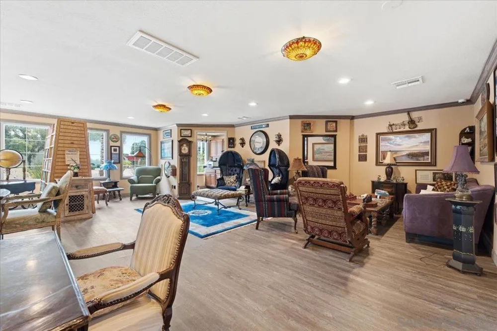 2020 Camino De La Reina #2107 San Diego, CA 92108