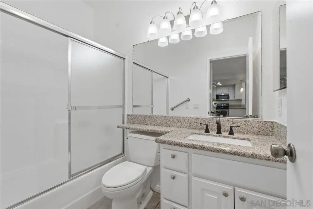 2020 Camino De La Reina #2107 San Diego, CA 92108