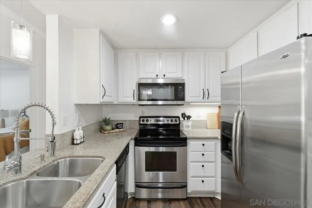 2020 Camino De La Reina #2107 San Diego, CA 92108