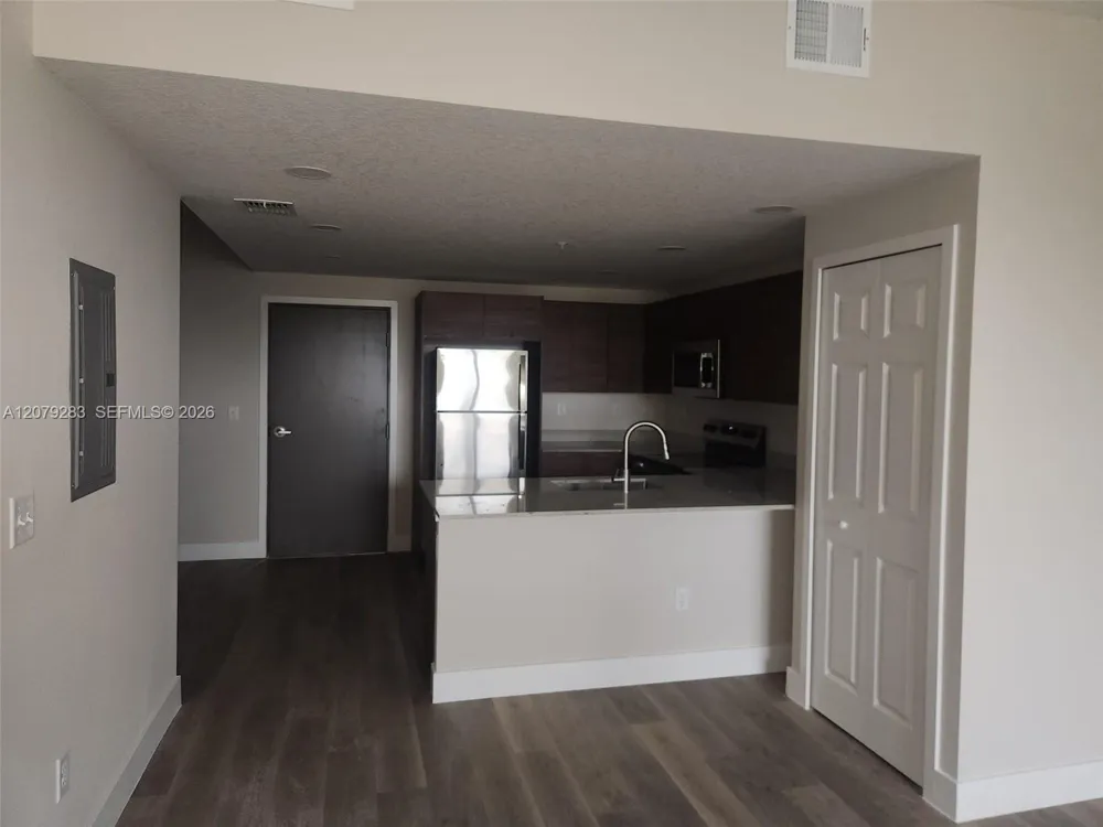 4424 S TEXAS AVE #220 Orlando, FL 32839