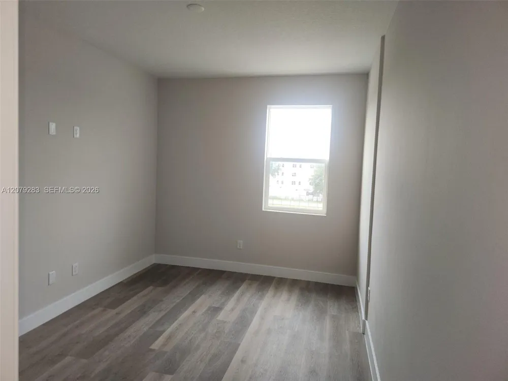 4424 S TEXAS AVE #220 Orlando, FL 32839