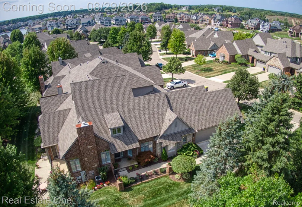 10844 Sparkling Waters Court #16 Green Oak Township, MI 48178