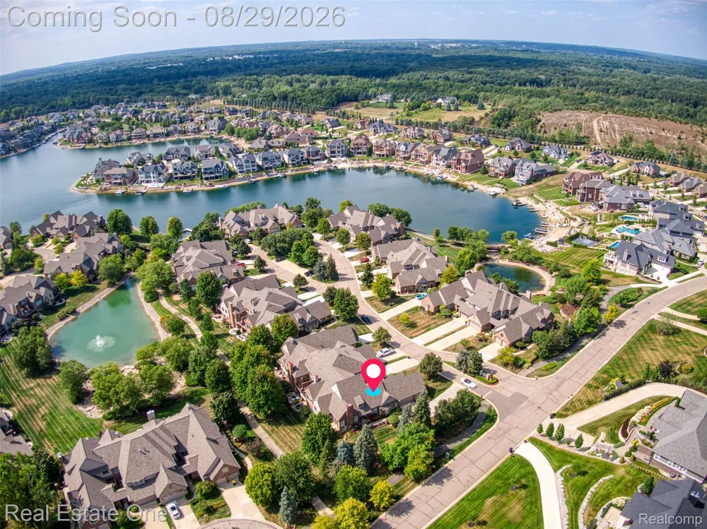 10844 Sparkling Waters Court #16 Green Oak Township, MI 48178