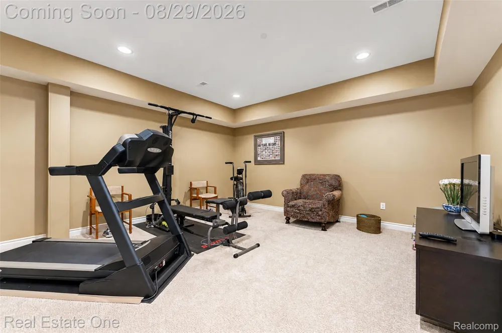 10844 Sparkling Waters Court #16 Green Oak Township, MI 48178