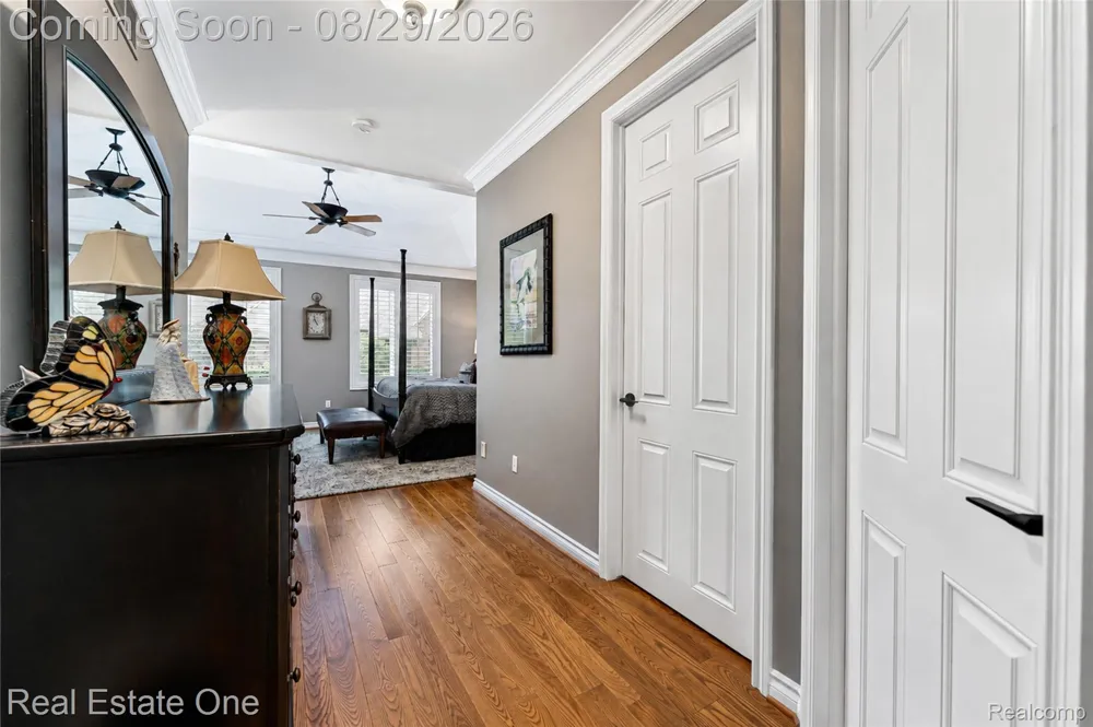 10844 Sparkling Waters Court #16 Green Oak Township, MI 48178