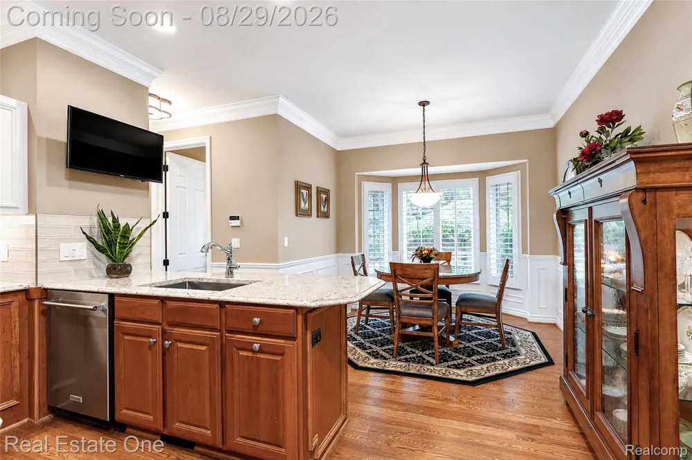 10844 Sparkling Waters Court #16 Green Oak Township, MI 48178