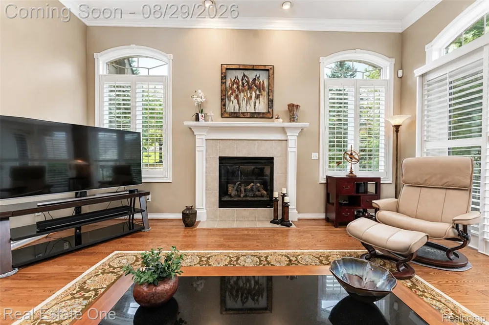 10844 Sparkling Waters Court #16 Green Oak Township, MI 48178