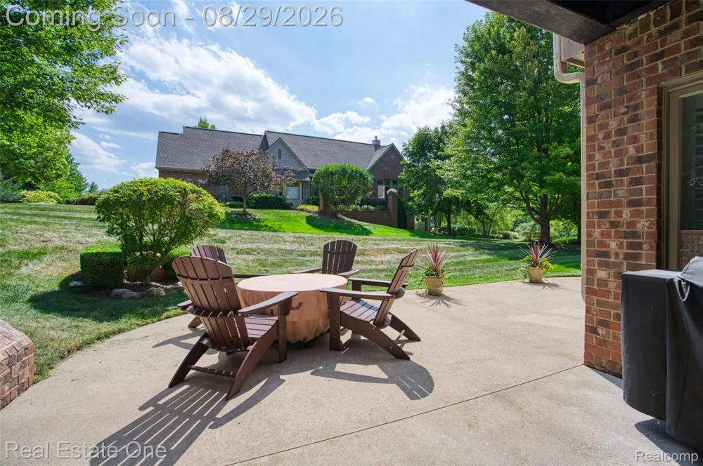 10844 Sparkling Waters Court #16 Green Oak Township, MI 48178
