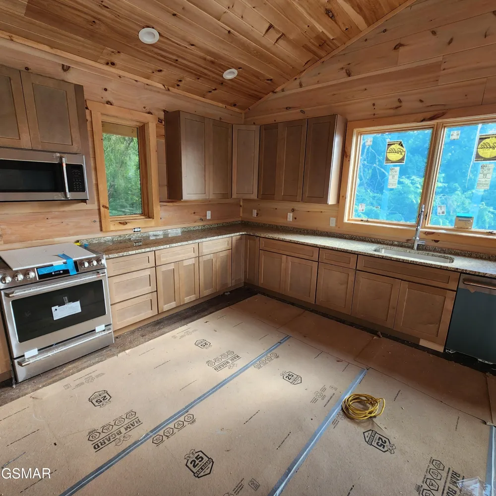 815 Penelope Lane Sevierville, TN 37876