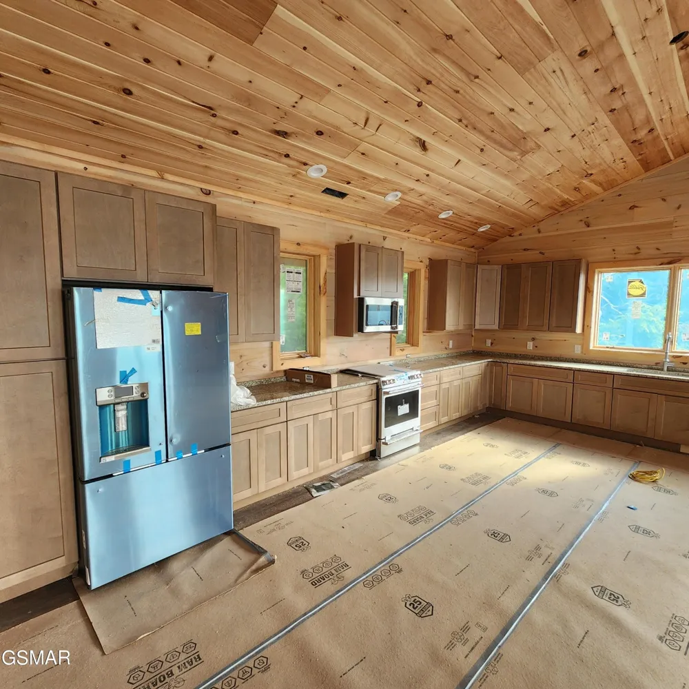 815 Penelope Lane Sevierville, TN 37876