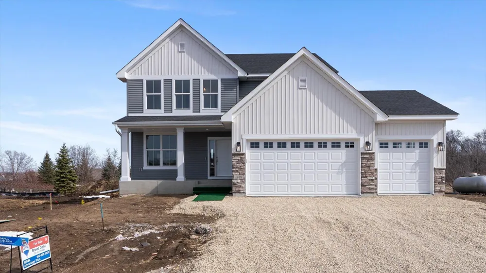 2018 Lusitano Street Shakopee, MN 55379