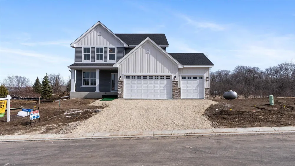 2018 Lusitano Street Shakopee, MN 55379