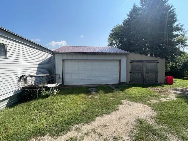 6086 Falcon Way Warsaw, MN 55087
