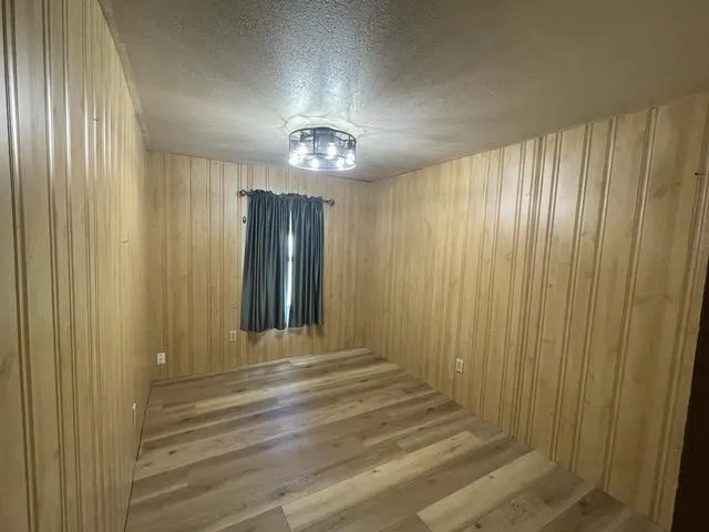 6086 Falcon Way Warsaw, MN 55087